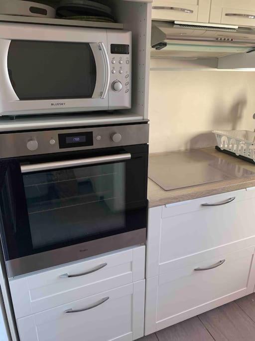 Appartement Familial En Bord De Mer La Seyne-sur-Mer Eksteriør billede
